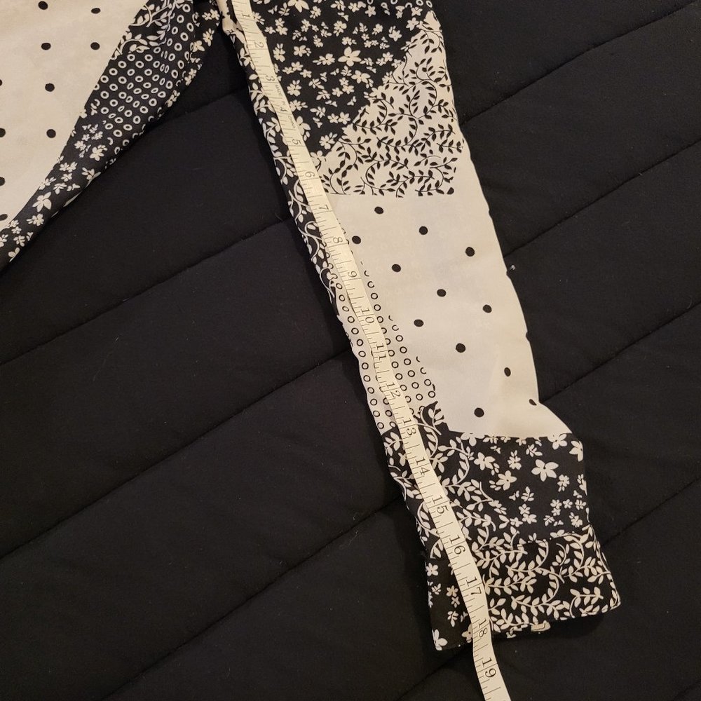 Nwot Floral Patchwork Blouse - image 6